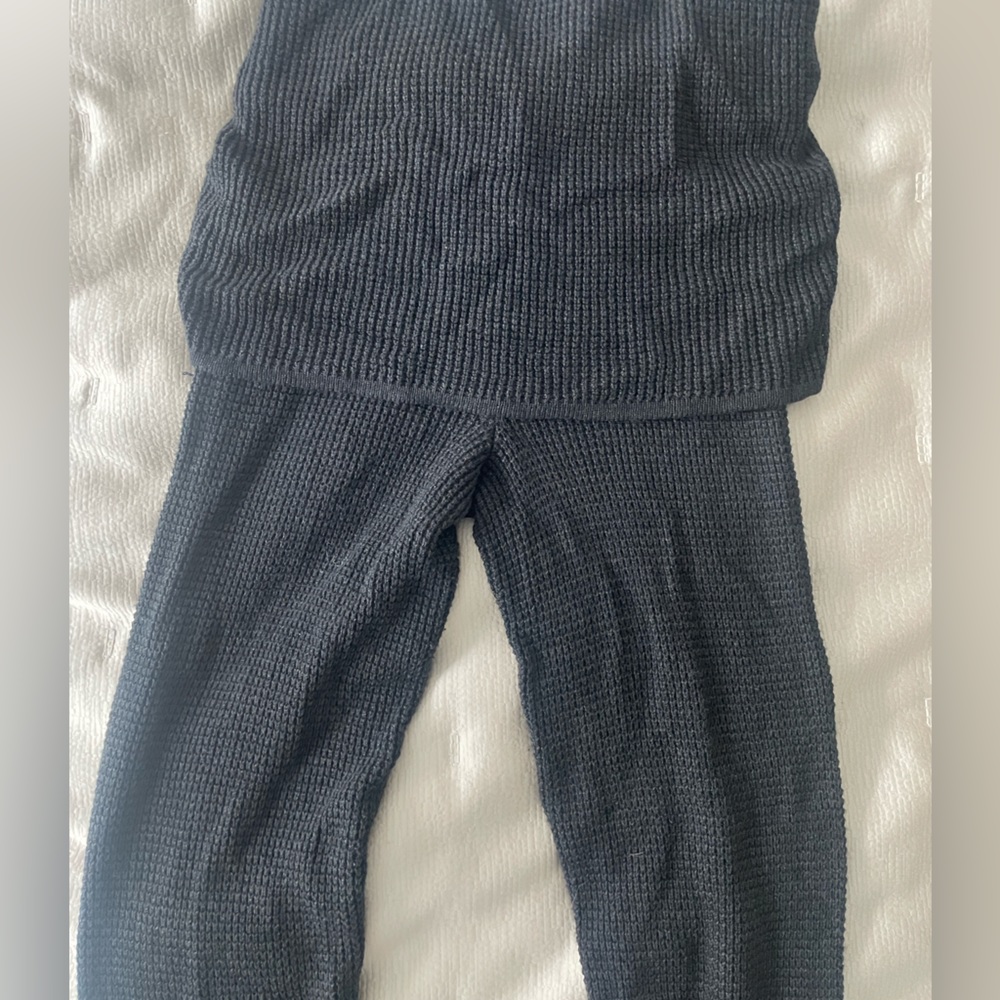 Lululemon Knitted leggings, Size 2, Black